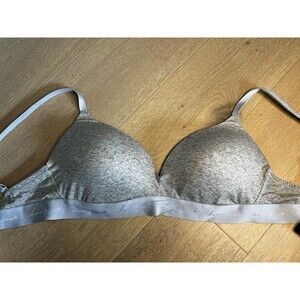 Victoria's Secret PINK Wear Everywhere Bra Lightly Lined Adjustable Gray 38DD